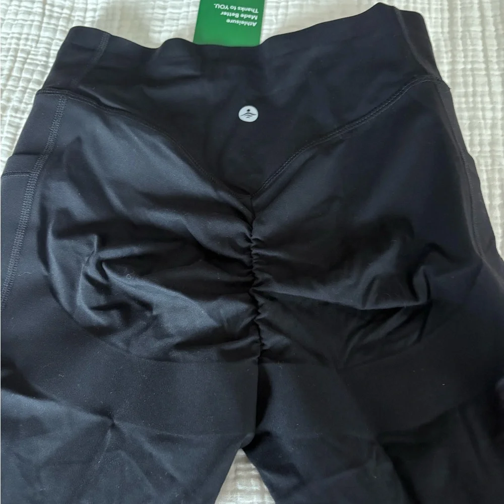 HALARA Booty Enhanced Black Leggings - Picture 3 of 5